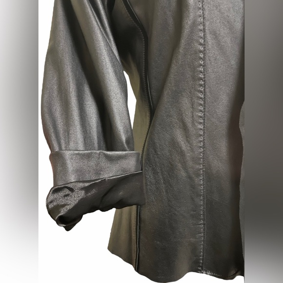 Gorgeous Elie Tahari Leather Jacket - Picture 4 of 14